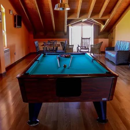 Ermita 1 Y 2 펜션 *